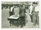 Marine Terrace shrimp selling Aug 1932[Photo]